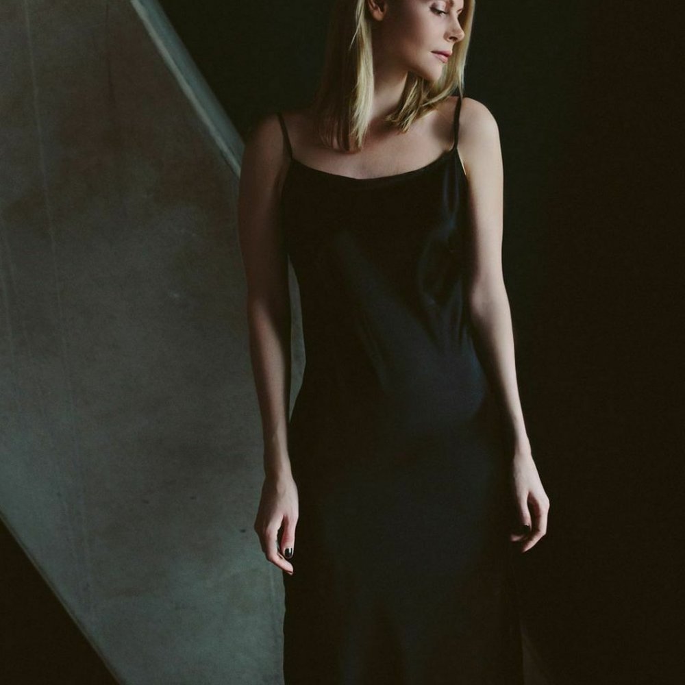 100% Charmeuse Silk Slip Dress Gown Sleepwear - Picture 3 of 4